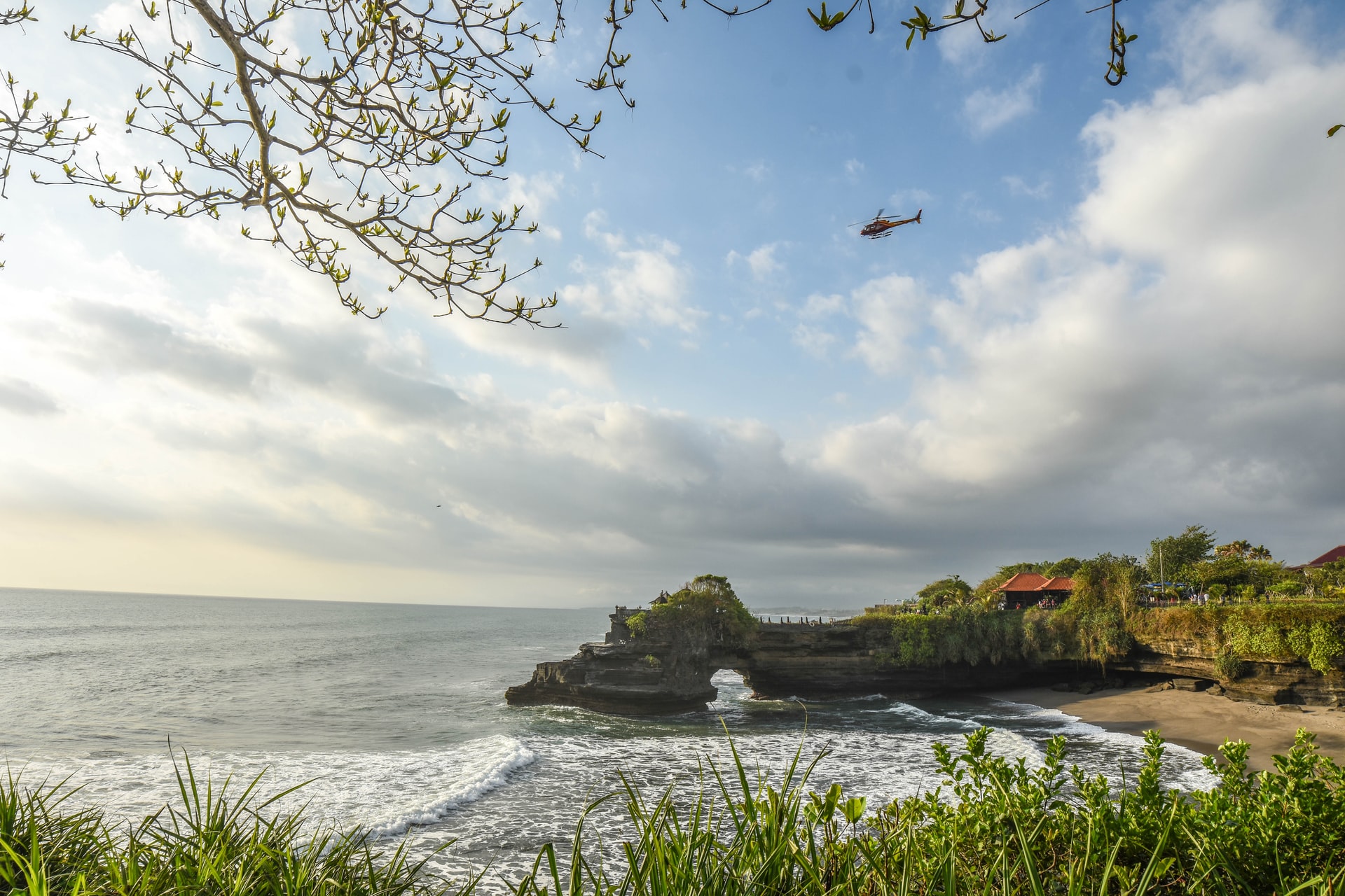 tanah lot canggu